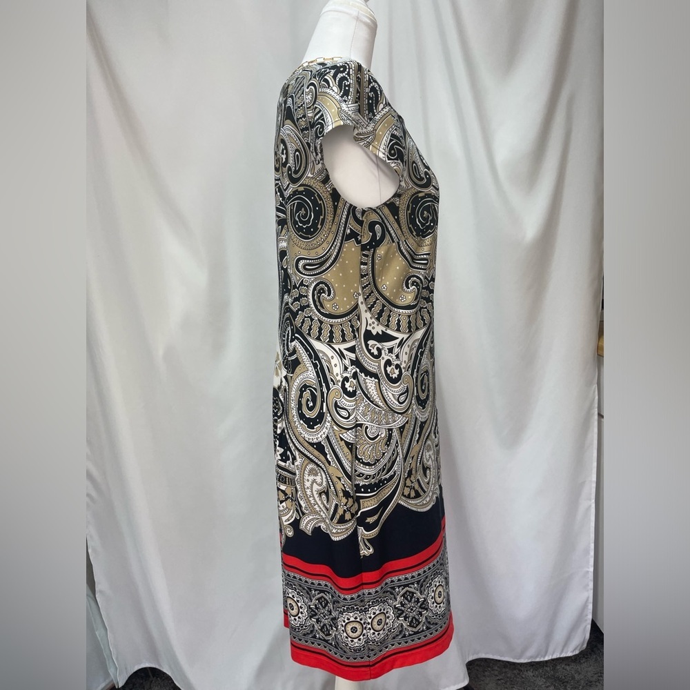 Dress barn Black, Tan, white, red geometric paisley Patterned Dress size 10 - Picture 6 of 16